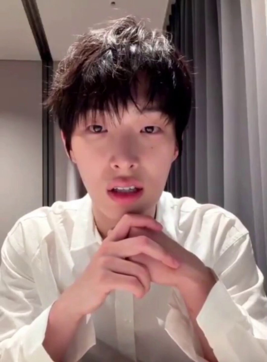 💬: are you thinking/interested of being a guest on 9트쫑? 🐥: i don't think 9트쫑 will invite me 🐥: because wooyoung said he wouldn't invite me 🐥: *pouting* it seems that wy has made up his mind that he definitely doesn't want to invite mingi😭