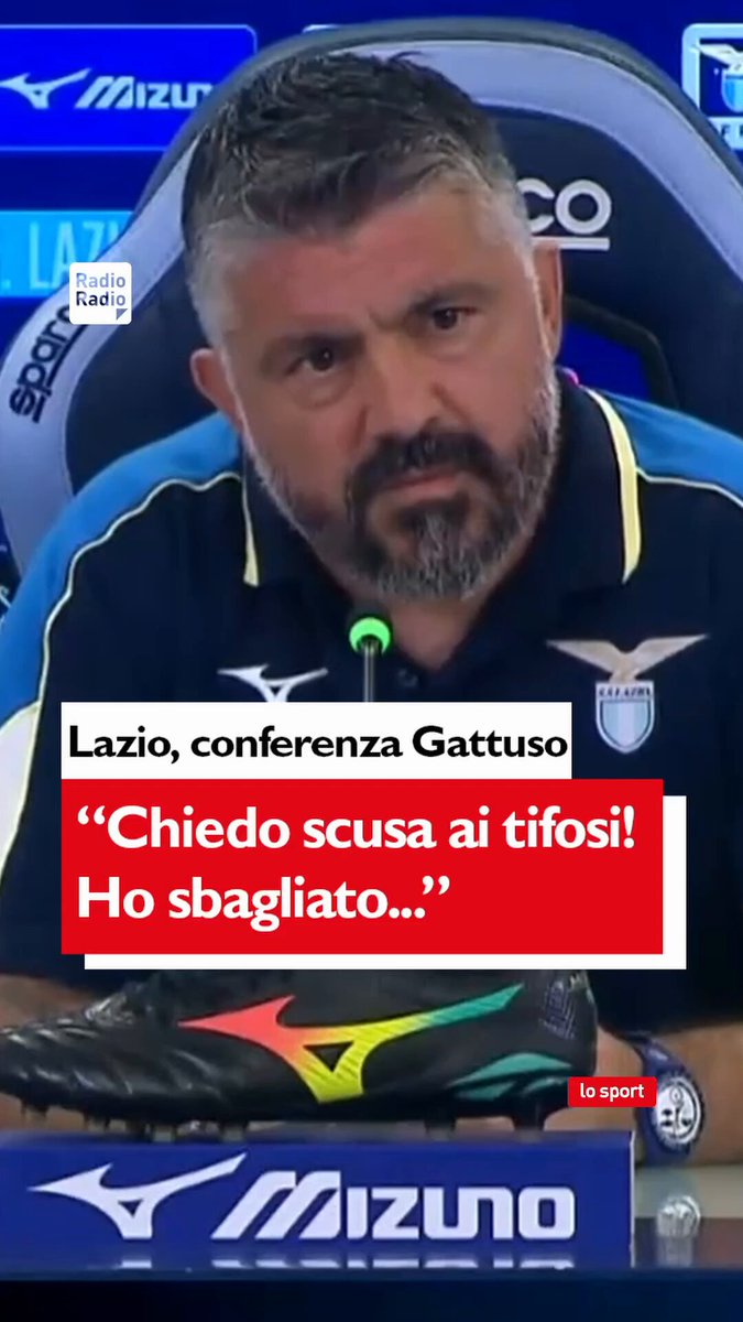 🔵⚪🙏 Gattuso torna sui tifosi della Lazio e chiede scusa: "Ho sbagliato, mi sono fatto prendere dal nervosismo" Dopo le parole pronunciate nel post partita di #LazioMilan, il tecnico biancoceleste fa un passo indietro: "Non volevo generalizzare. Ai 10-11mila che erano allo stadio non ho detto grazie, e questo è stato un mio errore" Poi l’auspicio per il futuro della protesta: "Li ringrazio e spero che la prossima volta siano ancora di più" 💬 Commenti? #Lazio #Gattuso #Lotito #VeneziaLazio #SerieA