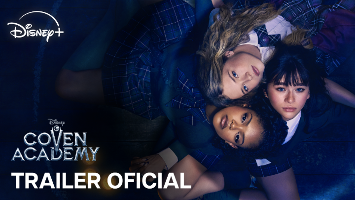 A magia parece fácil... até você tentar usar. 🔮✨ #CovenAcademy em 1 de outubro no #DisneyPlus.