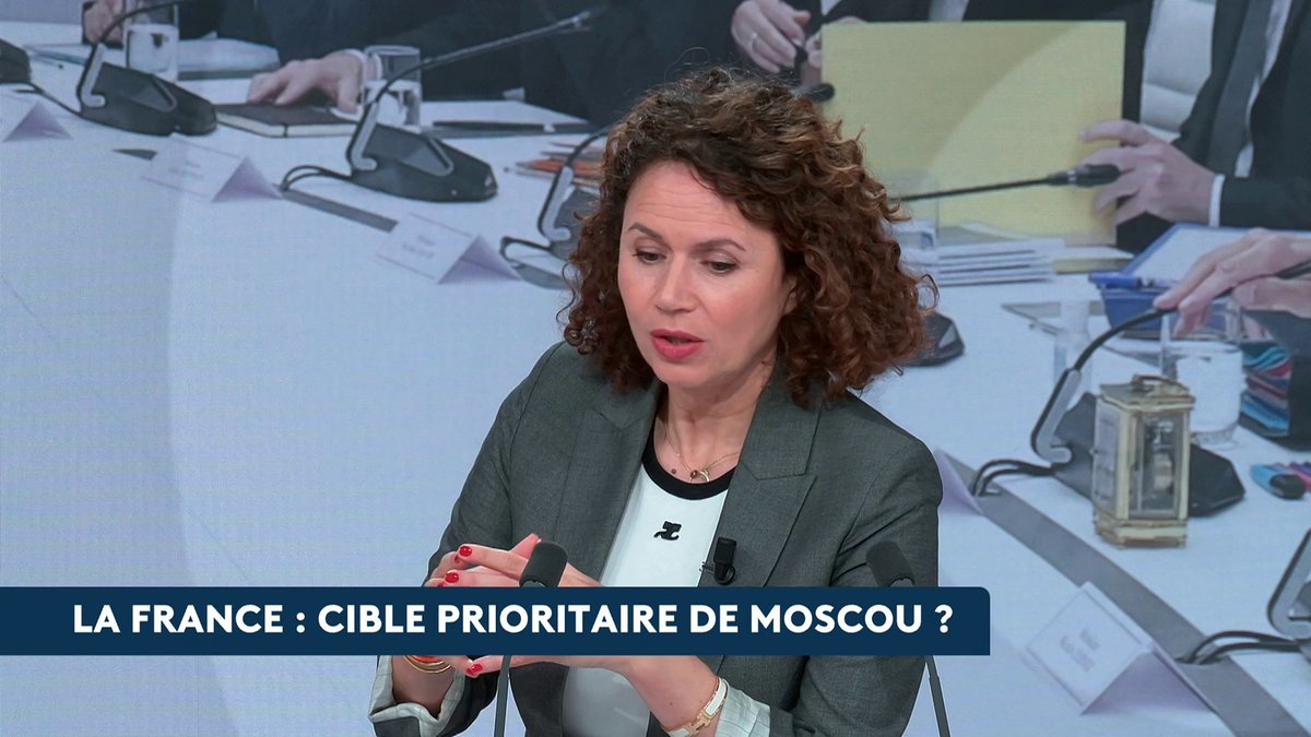 🔴 Russie : "La France est le deuxième pays le plus ciblé en matière de manipulation de l'information après l'Ukraine", affirme Muriel Domenach, ancienne ambassadrice auprès de l'OTAN. "Il y a un débat politique en France qui crée des vulnérabilités." #AvantLe20h #Canal16