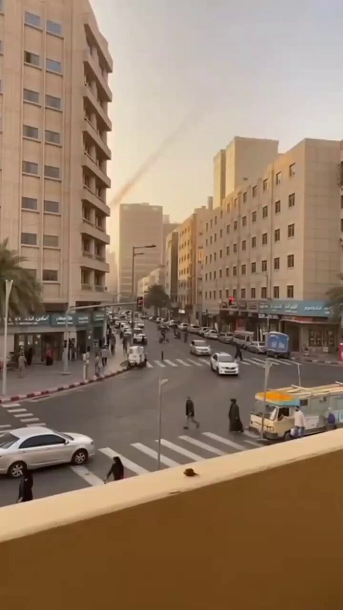 🚨 #عاجل : إيران تطلق بنجاح صاروخاً فرط صوتي فوق إسرائيل، مما أسفر عن مقتل 600 جندي وإصابة نحو 1400 آخرين. 🚀💥🔥🇮🇷🇮🇱