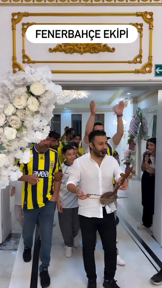 🚨 Bir düğünde Fenerbahçe marşı söylenen anlar gündem oldu..