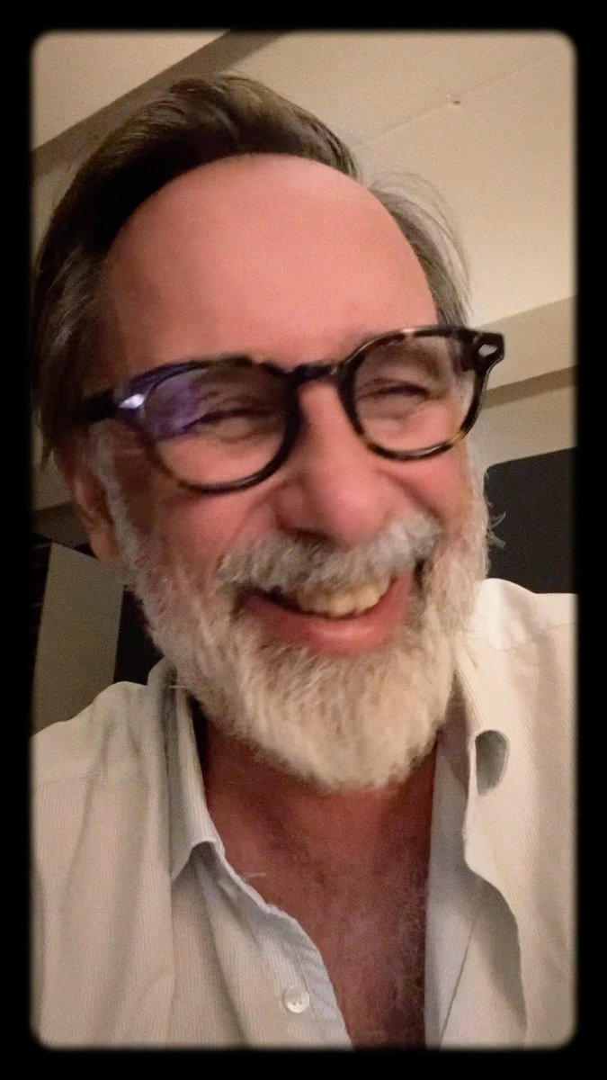 Beaucoup trop de gens sont angoissés ce soir à cause des médias et des déclarations alarmistes des irresponsables politiques. Rassurez-vous, c’est du théâtre et c’est aussi de l’ingérence mais à destination des Russes. ☮️✌️