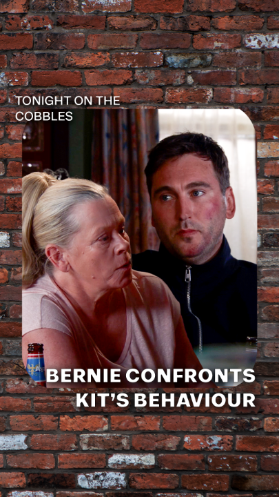 If only she knew what he was hiding 😕 #Corrie