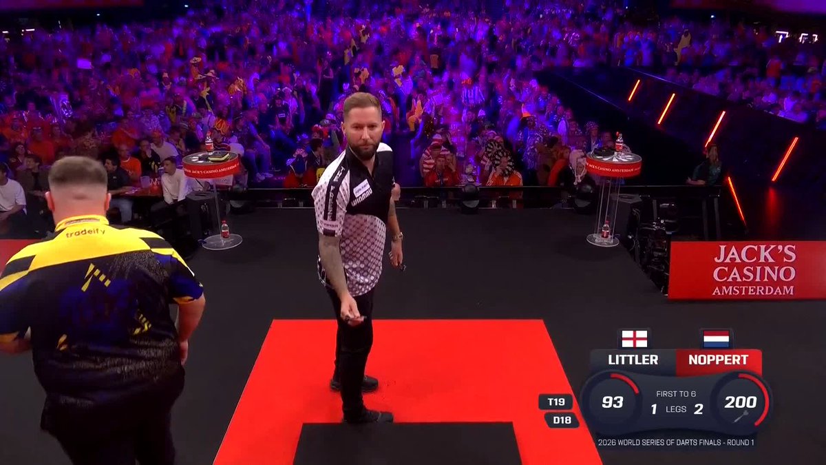 NOPPERT LEADS BY TWO 👀 Danny Noppert has got Littler in a bit of trouble here... 📺 #WSODFinals | R1