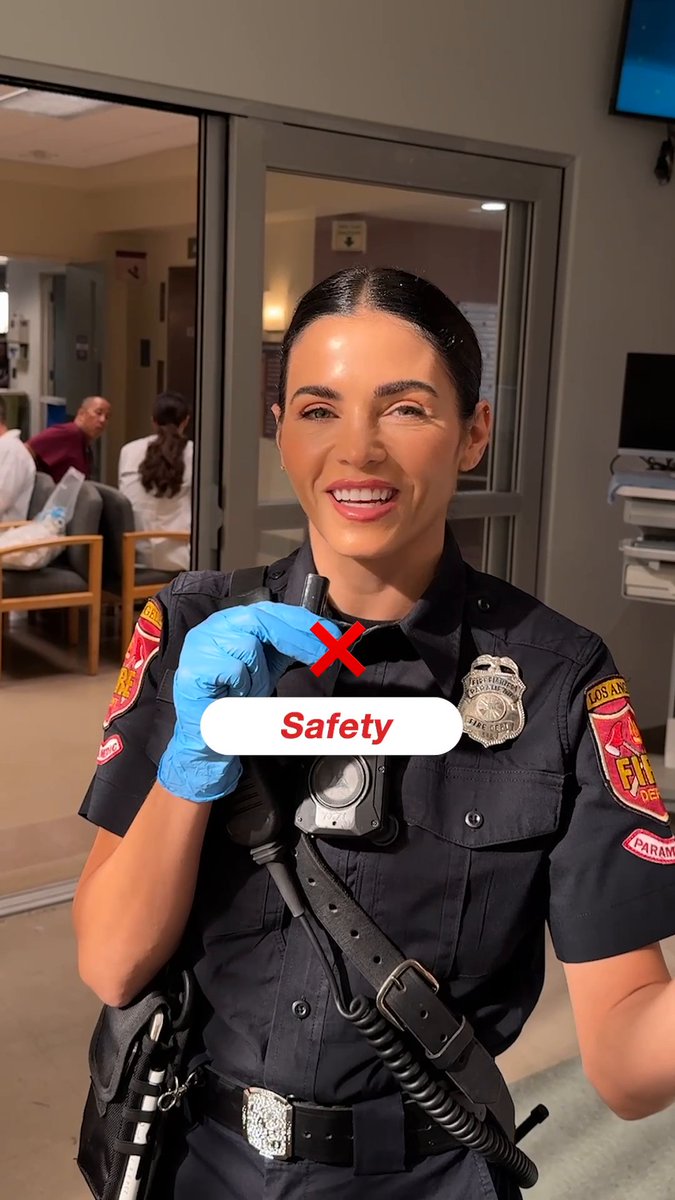 Solving crime, they know. Football terms on the other hand... #TheRookie It's the NY Giants vs. the LA Rams on Monday Night Football, starting at 8:15/7:15c on ABC and ESPN.