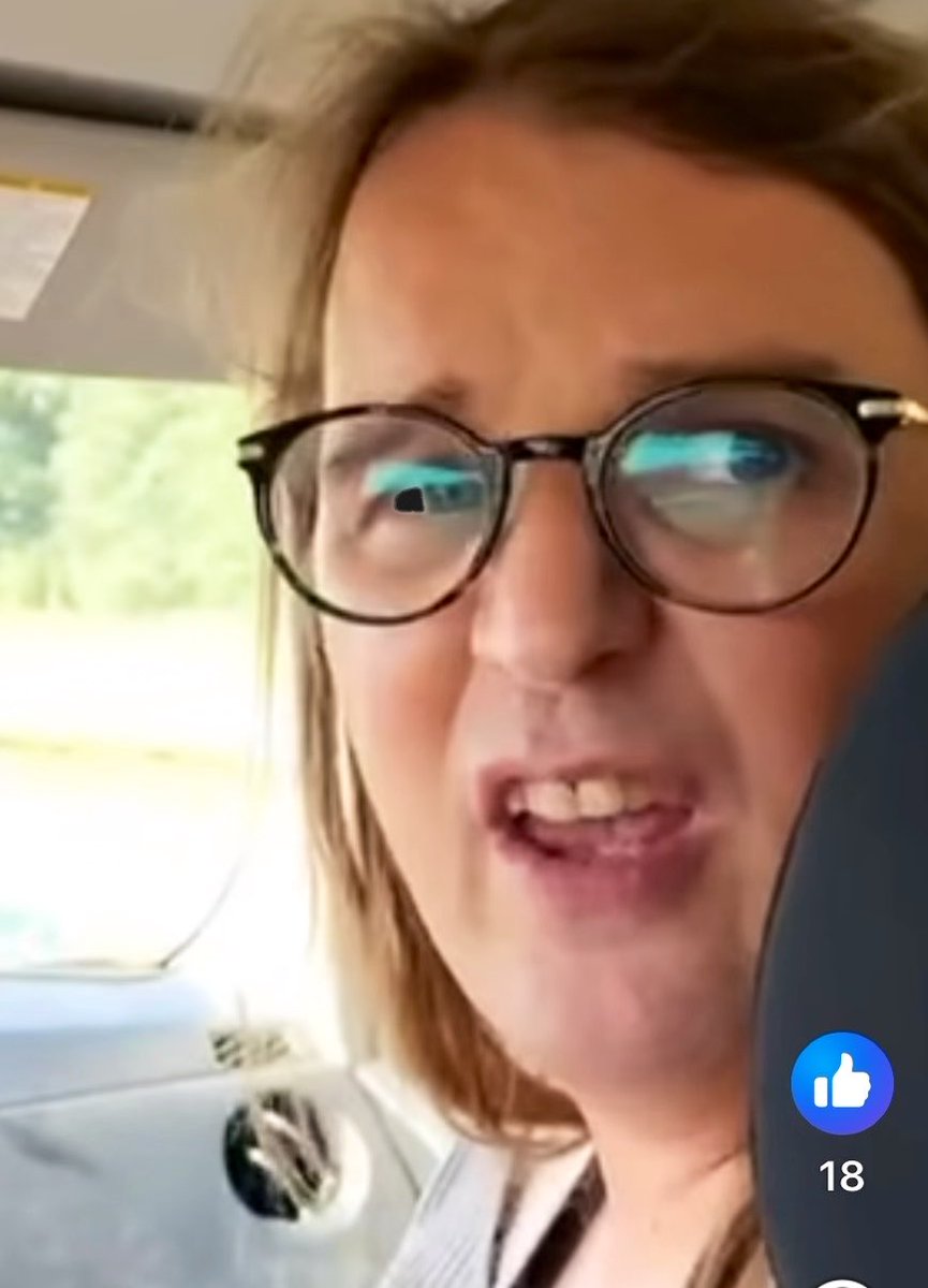 Puk van Noort is vrijgelaten nadat ze naar eigen zeggen 'naakt van het bed is gelicht' door de politie. Een visueel beeld waar werkelijk niemand om heeft gevraagd. De aanleiding voor het ochtendbezoek: haar oproep voor de A12-blokkade van zaterdag. 🙈
