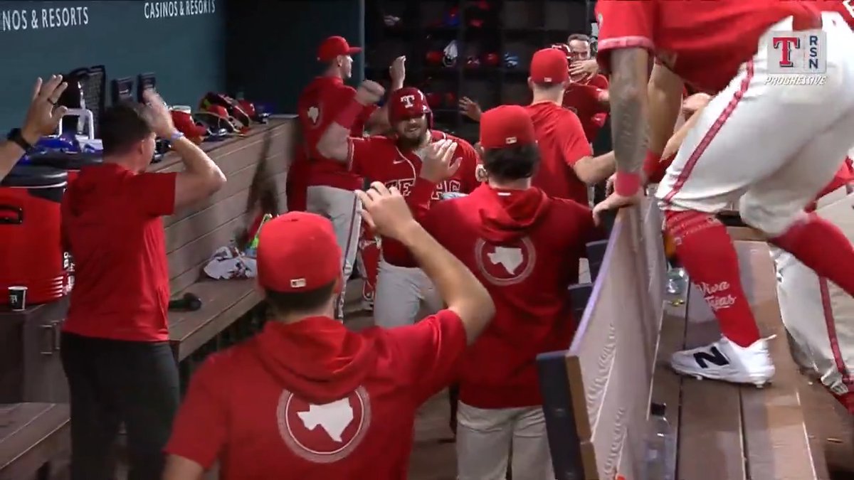 That's heads up baseball if you ask us. #AllForTX
