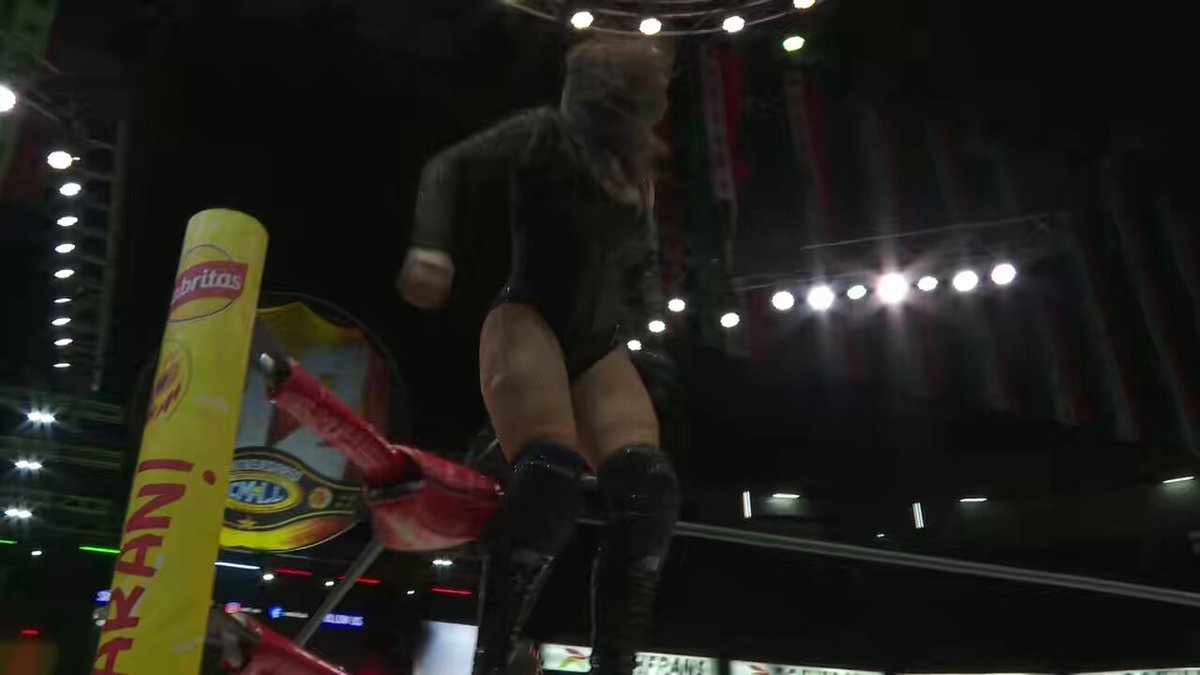 ¡STARDOM se apunta una nueva victoria en México! Maika, Mei Seira y Ema Maishima superaron a la representación del CMLL conformada por Candela, Kira y Sanely en este duelo internacional de Amazonas. 📲 #93AniversarioCMLL