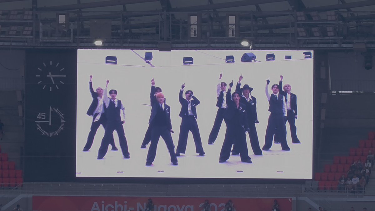 INI BEYOND THE SKY アジア競技大会開会式