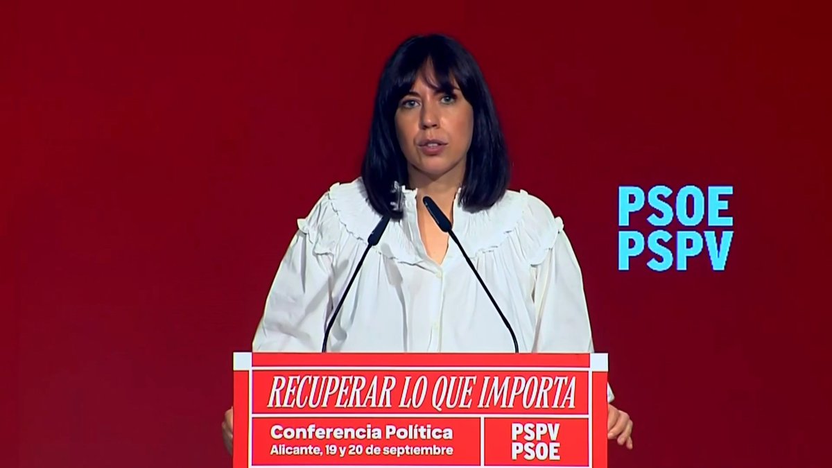 Un mensaje a todas las niñas y todas las mujeres. Que no consientan nunca que un hombre les diga que no valen para nada. 🌹Diana Morant