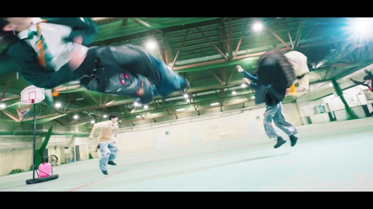 YES! 東京でやってた技がスクートコークスクリューって言うんだけど なおやが得意な技で🐺 踊ってみたで一緒に飛んだことなかったから絶対!!動画で一緒にやりたくて!!!めっちゃ練習したの!!!! 間に合って良かった 動画化出来て本当に嬉しい🌱🐺