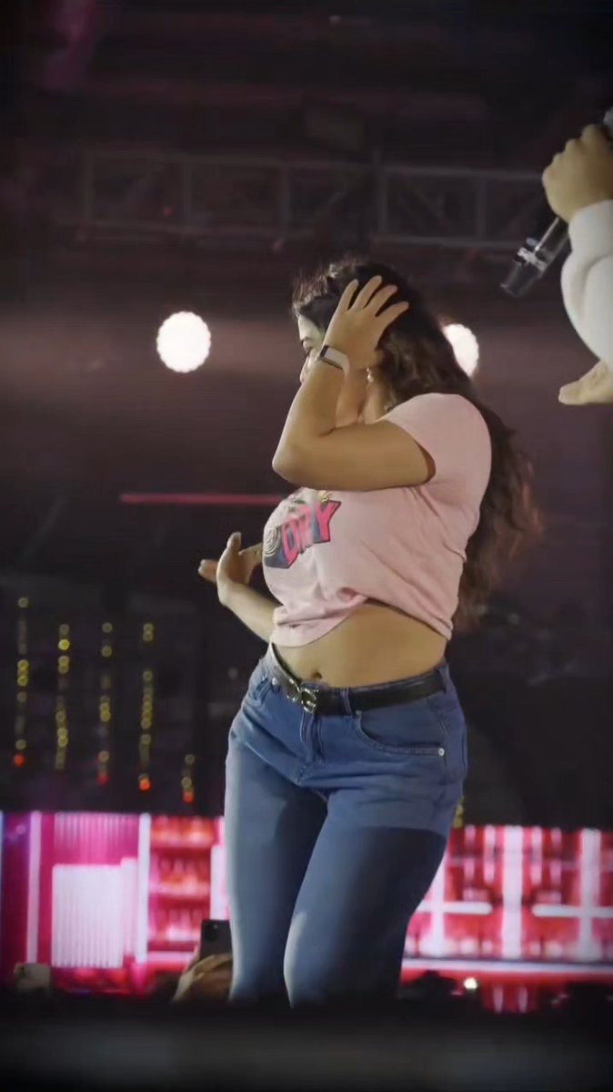 Ketika Sharma absolutely killing it with those moves 😮💨❤️🔥🤌
