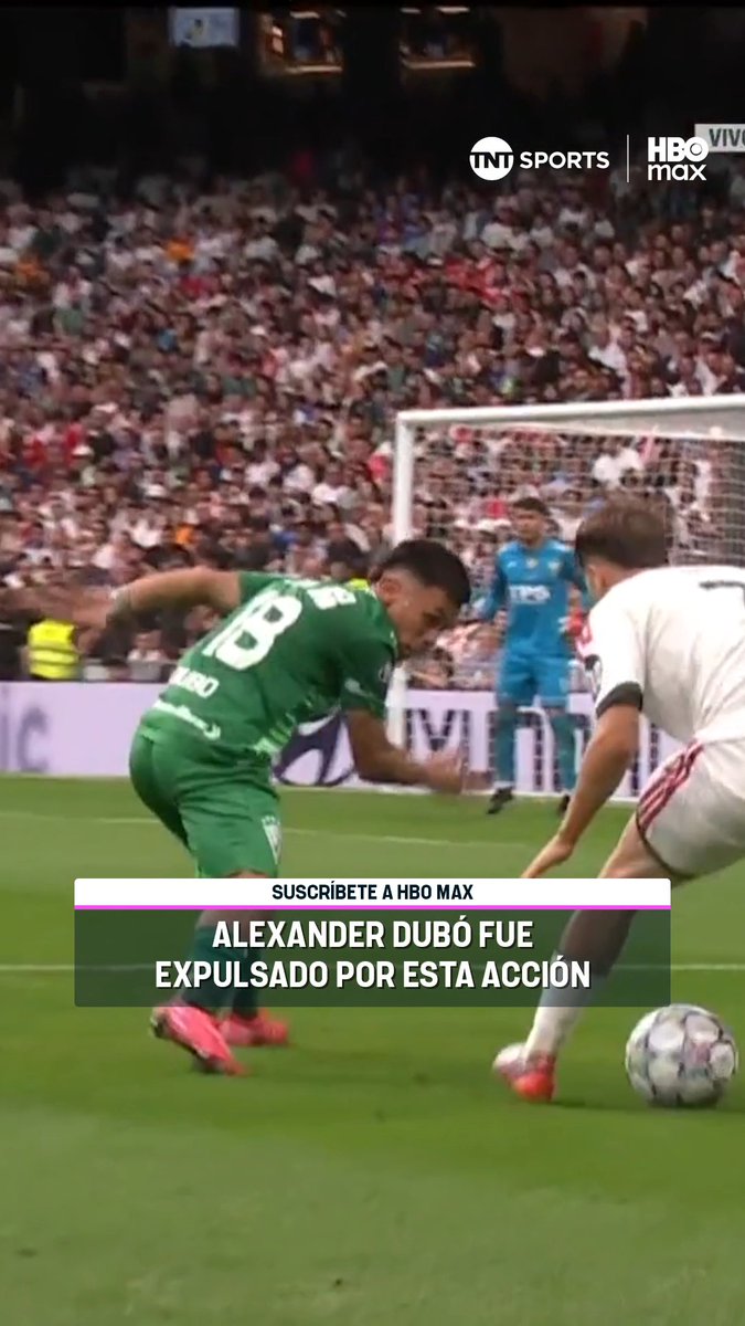 🟥🏆🇳🇬 NO PUEDE SER... Alexander Dubó golpeó sin balón a Daniel Yáñez y vio la roja directa por parte del árbitro polaco Damian Sylwestrzak, que dejó con 10 jugadores a Santiago Wanderers ante Real Madrid en la definición de la Copa Intercontinental Sub-20. #MatchdaySábado Disfruta este partidazo por TNT Sports, TNT Sports Premium y #TNTSportsenHBOMax 📲💻 Link en la BIO 📍