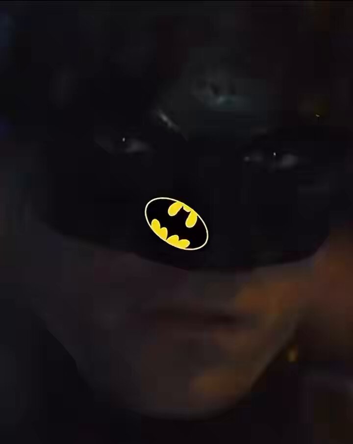 El personaje que tiene los mejores cómics, las mejores películas, los mejores videojuegos y la mejor animación. El mejor personaje de la historia. Mi personaje favorito. Espero que esteis pasando un magnífico #BatmanDay 🦇⭐️