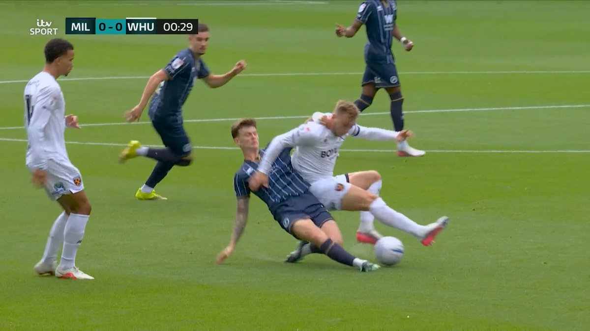 ⁉️ 𝗤𝗨𝗘𝗦𝗧𝗜𝗢𝗡: How long did it take for the first crunching tackle in the Millwall vs. West Ham game? 💥 𝗔𝗡𝗦𝗪𝗘𝗥: 12 seconds.