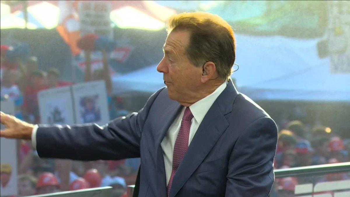 "Just so everybody knows here, I am used to getting booed in the SEC!" Coach Saban 😭