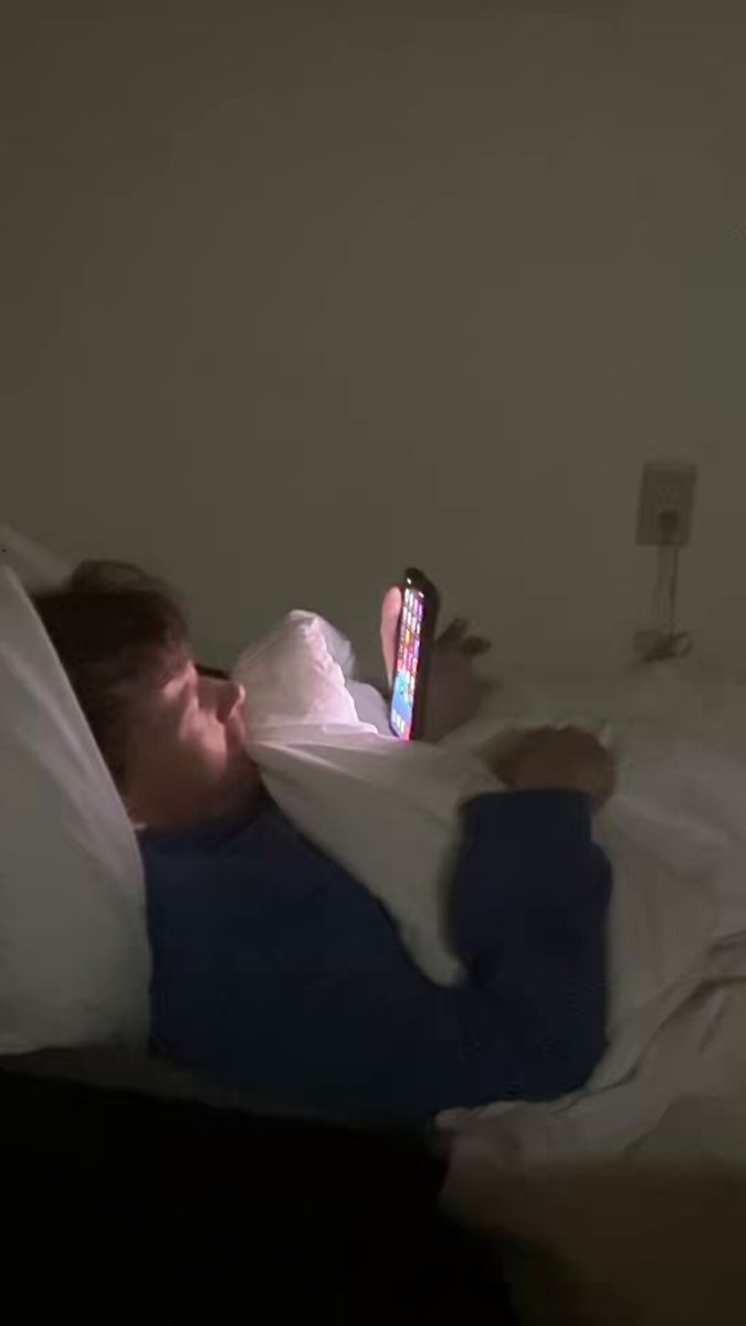It is with my most sincere apologies that I ended the episode of Wake Up Mintzy. I thought he woke up. I have now learned that he is still sleeping. He fell back asleep with his phone Home Screen right in front of his face.
