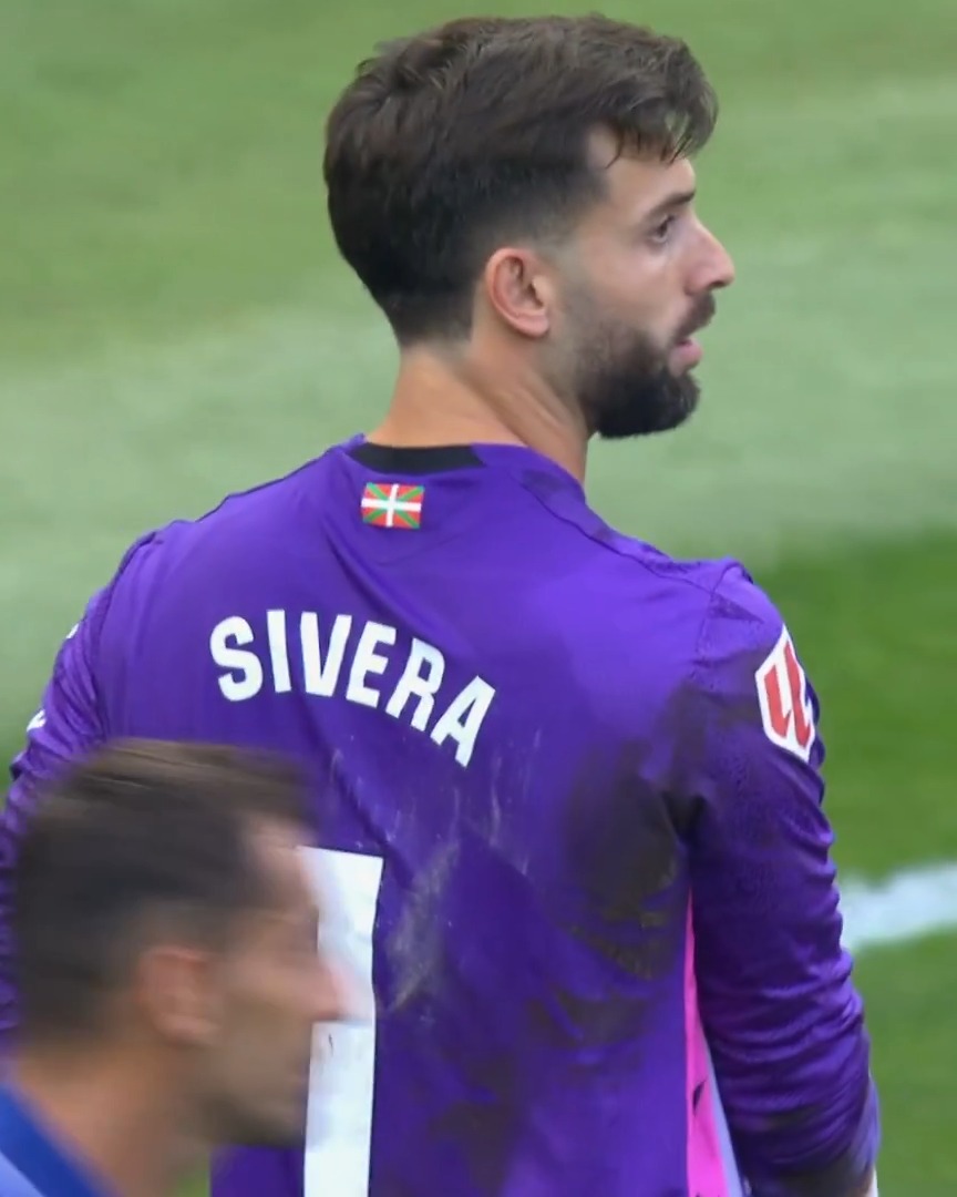 𝗦𝗜𝗩𝗘𝗥𝗔. 🦸‍♂️ Deportivo Alavés | LALIGAHighlights