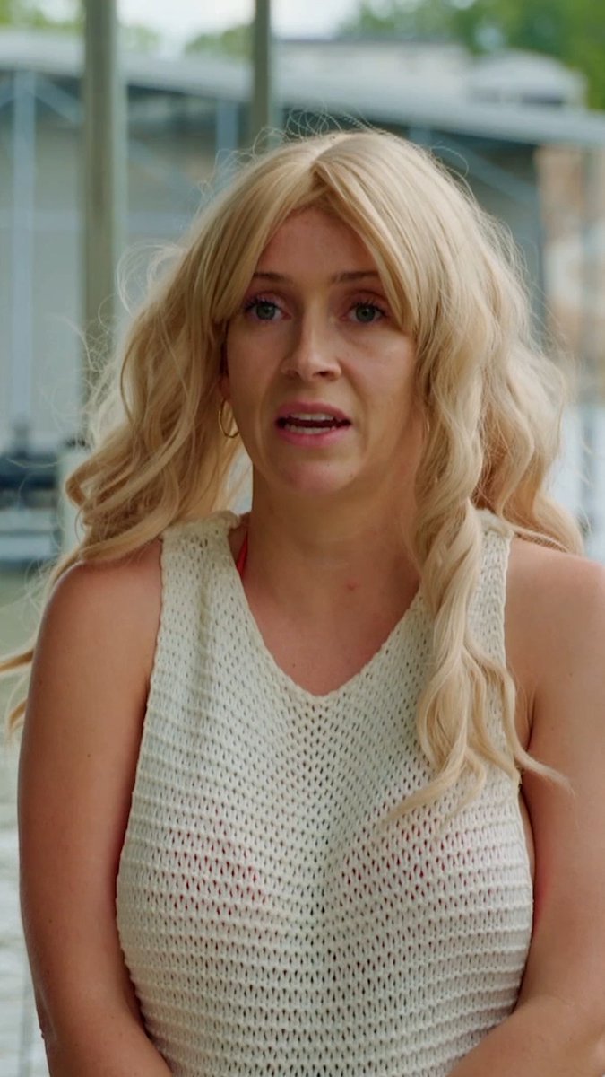Not all content creators understand each other 💔 #DoubleLivesOfSuburbanWives Sundays at 10P on TLC.