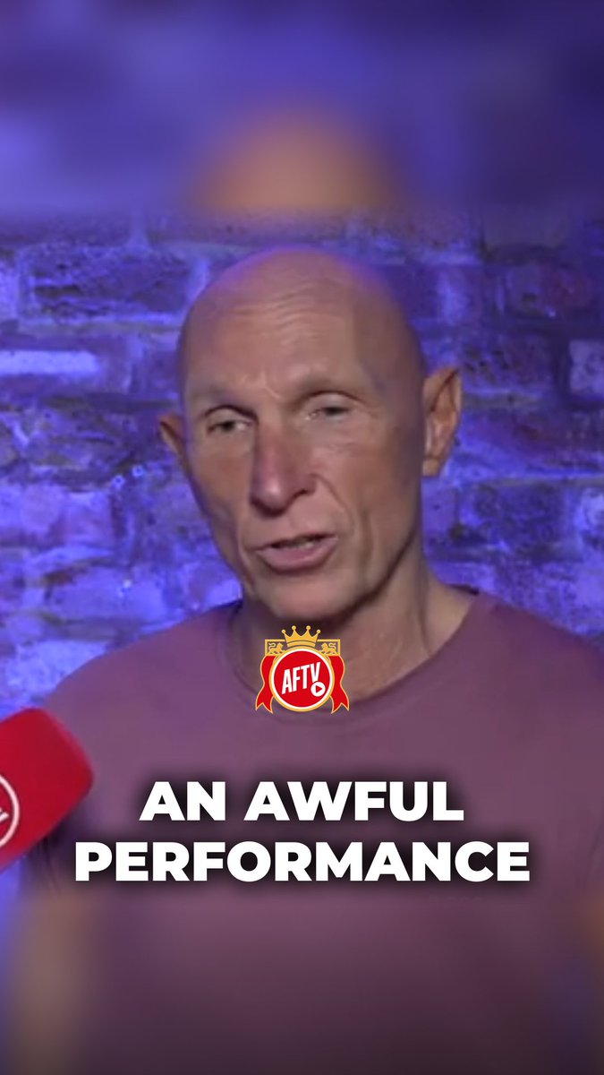 The performance today is awful - from the manager to the players! 🤬 #FanCams
