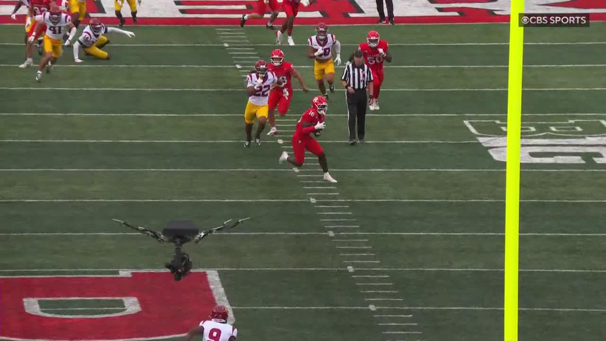 GUTSY CALL!!! Rutgers Football 🪓 fakes it on 4th & 21 and picks up 40!