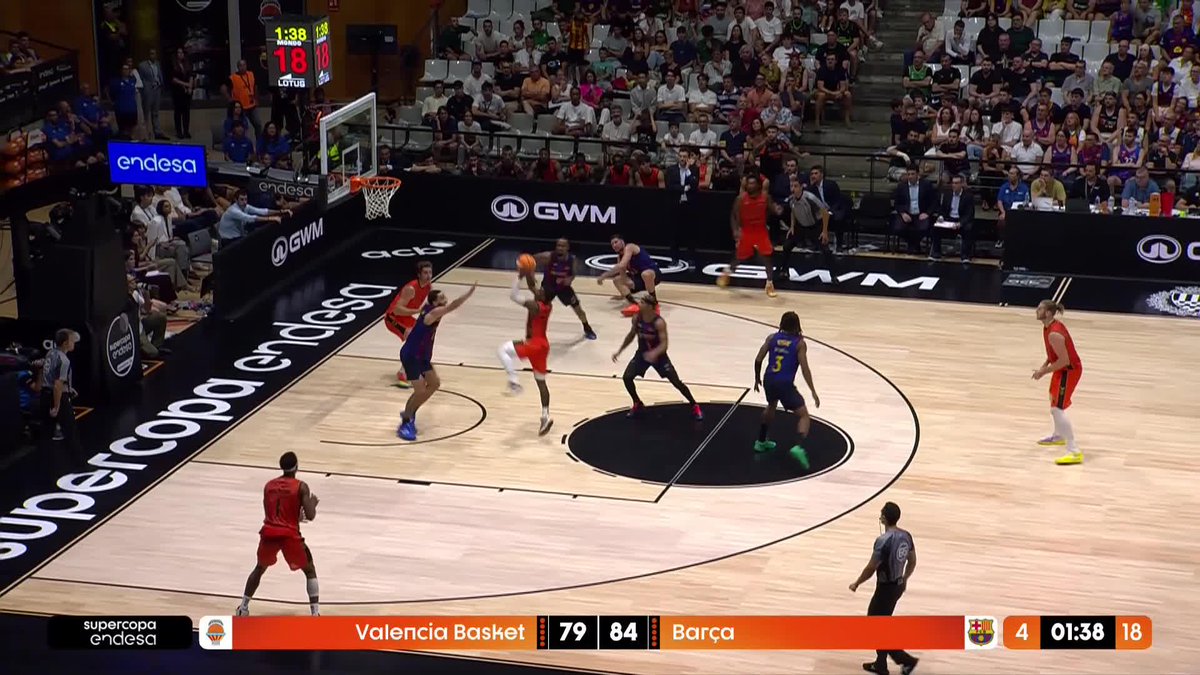 🫣 La FANTASÍA que le pone Tj Shorts a este Valencia Basket Club, 𝙚𝙣 𝙪𝙣𝙖 𝙟𝙪𝙜𝙖𝙙𝙖. 📺 DAZN España | #SupercopaEndesa