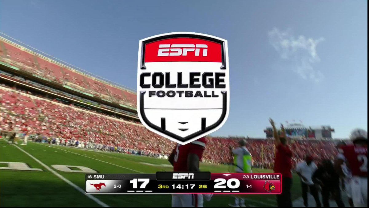 Keyjuan Brown stayed inbounds for the 58-yd TD 🔥 Elite footwork!