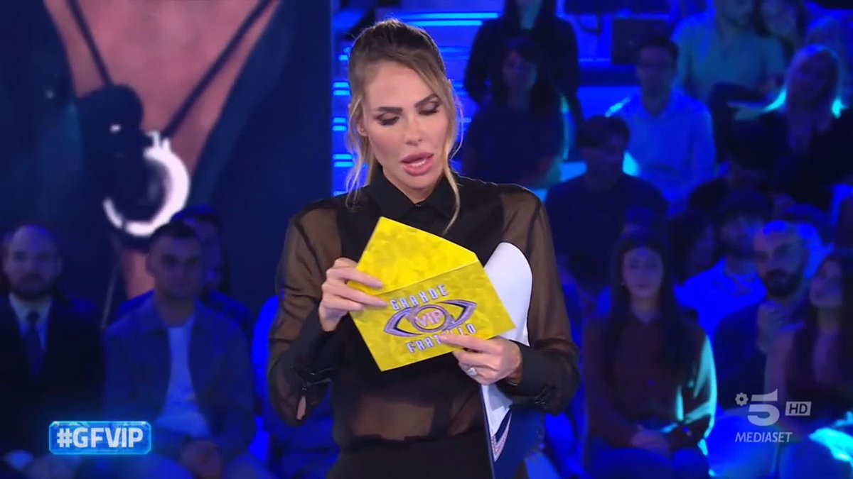Il VIP più votato dal pubblico che guadagna l'immunità è... Andreas! #GFVIP