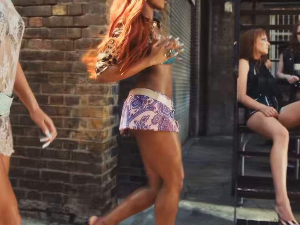 finally a girl group song that's not trying to bring back the 00s or making english kpop music