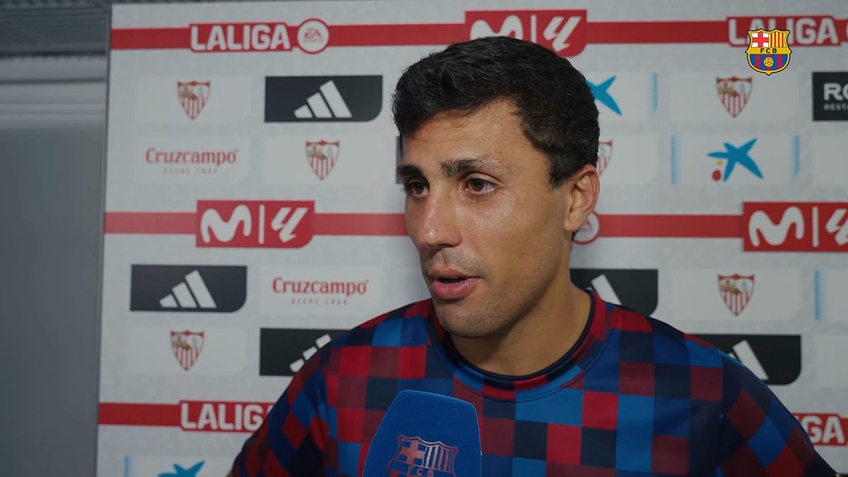 🧠 El más que interesante análisis de Rodri sobre el #SevillaBarça “Ellos nos seguían hombre a hombre en el centro del campo y era difícil encontrar a gente. Cuando pasa eso, los centrales tienen que avanzar un poco más y tener más presencia.” “Gerard ha estado sensacional.”
