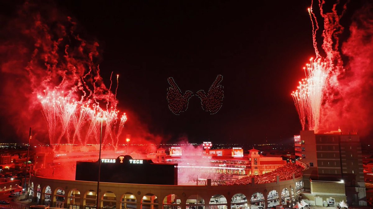 There are night games, and then there are night games in West Texas 🏴‍☠️