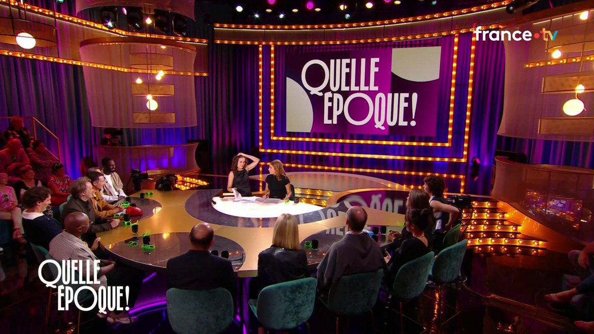 🤍 "Nostalgique, le temps présent t'échappe et se dissout." Charlotte Dhenaux fait son grand retour avec un hommage chanté à Catherine Ringer, disparue le 14 septembre dernier, et un texte touchant adressé à Adèle Exarchopoulos. ⬇️