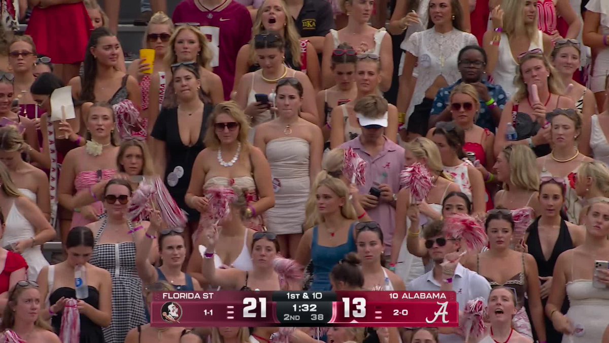Ryan Coleman-Williams 46-YARD TD to bring Bama to within 2 vs. Florida St. 🤯👀 (via Alabama Football)