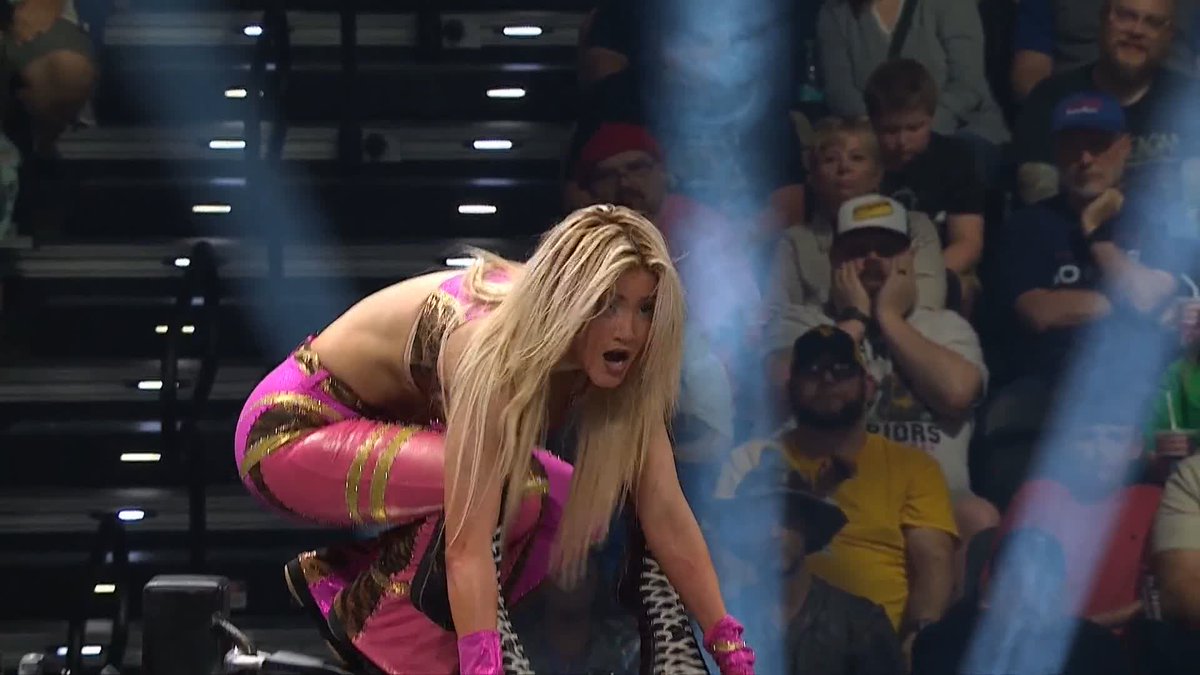 WHAT A STOMP FROM @ZAYDASTEEL! Watch #AEWCollision LIVE NATIONWIDE on TNT &amp; HBO Max