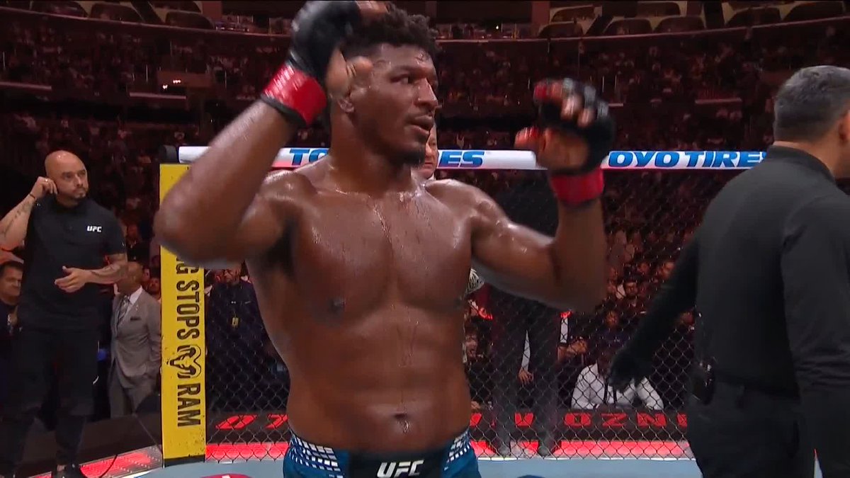 WHAT A WAR! 🧨👏 Alonzo Menifield gets the decision over Iwo Baraniewski in an absolute slugfest! #CryptoCom #UFC331