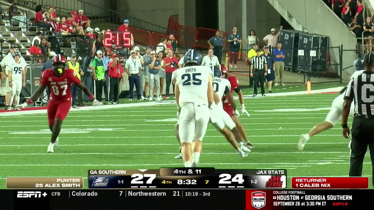NIX FOR SIX ON THE PUNT RETURN ⚡😤 📺: ESPN+ Jax State Football | #NoLimitsOnUs