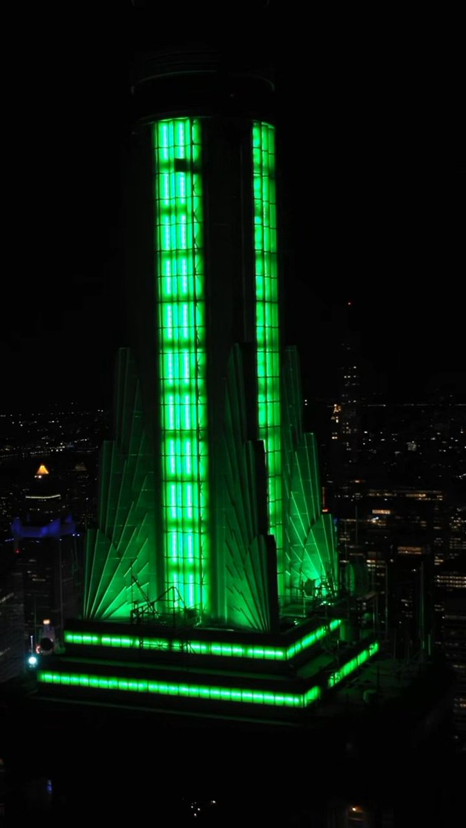 Celebrating the Jets’ home opener tonight! Shining bright in green. 💚 💡See the lights live: 📱 Text CONNECT to 274-16 for real-time lighting alerts.