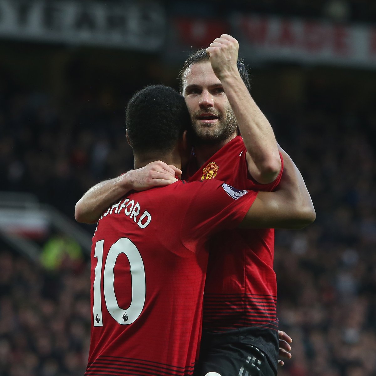 A goal and an assist for Marcus Rashford against Fulham 👀 Could we see it again? 🏴󠁧󠁢󠁥󠁮󠁧󠁿