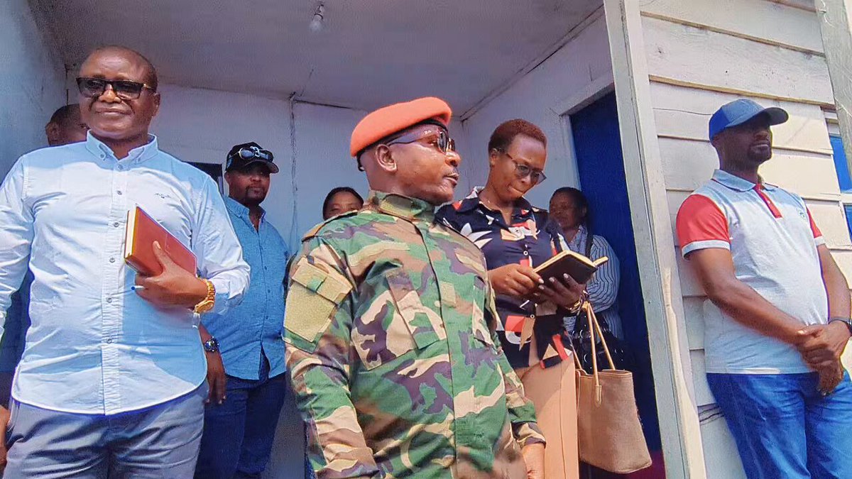 🇨🇩 Colonel Alfred Musubao, AFC-M23 : « Soyez vigilants ! L’ennemi Félix Tshisekedi utilise des personnes à Goma et à Bukavu pour brûler des maisons et des écoles afin de salir l’image de l’AFC-M23. »