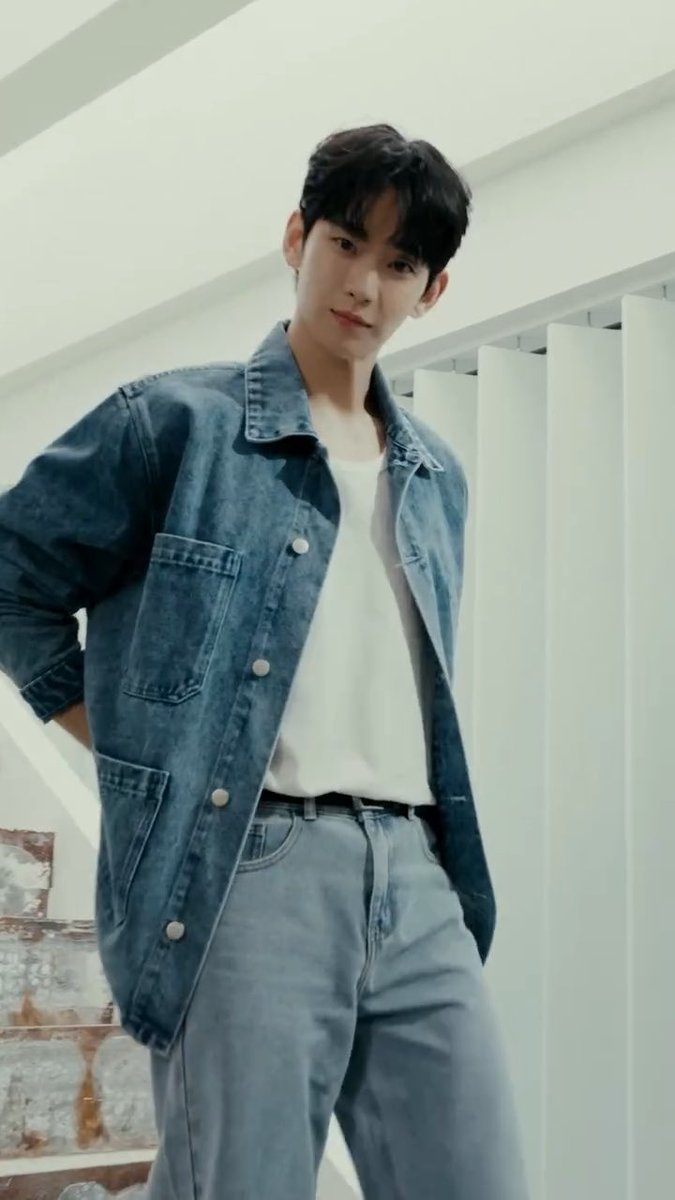[VID] #KimSoohyun for BENCH. “Are you ready? I’m ready. Keep your eyes on me.”