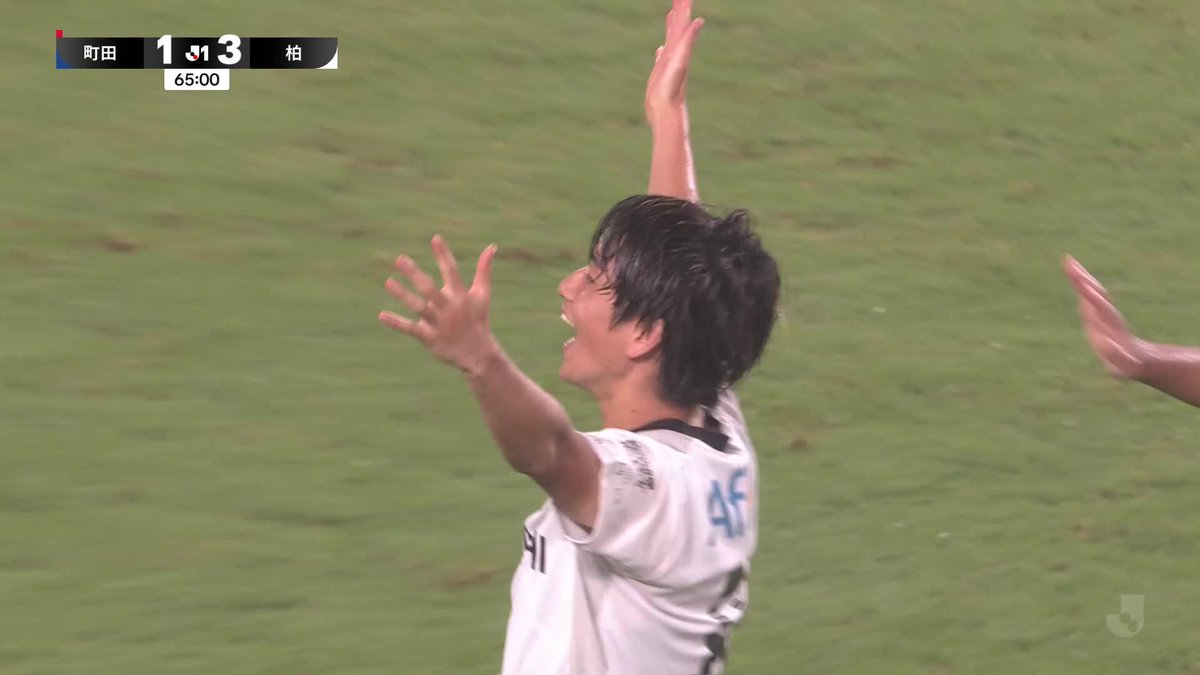 美しい弧を描いたコントロールショット🎯 🎦 ゴール動画 🏆 明治安田J1リーグ 🆚 町田vs柏 🔢 1-3 ⌚️ 65分 ⚽️ 小泉 佳穂(柏) #Jリーグ