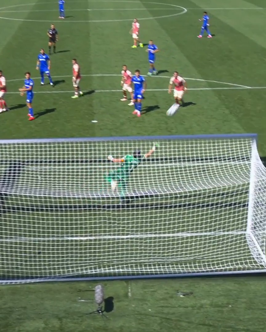 🧱 Alfonso Herrero, ¡el muro del Málaga CF! MálagaGetafe | LALIGAEASPORTS | LALIGAHighlights