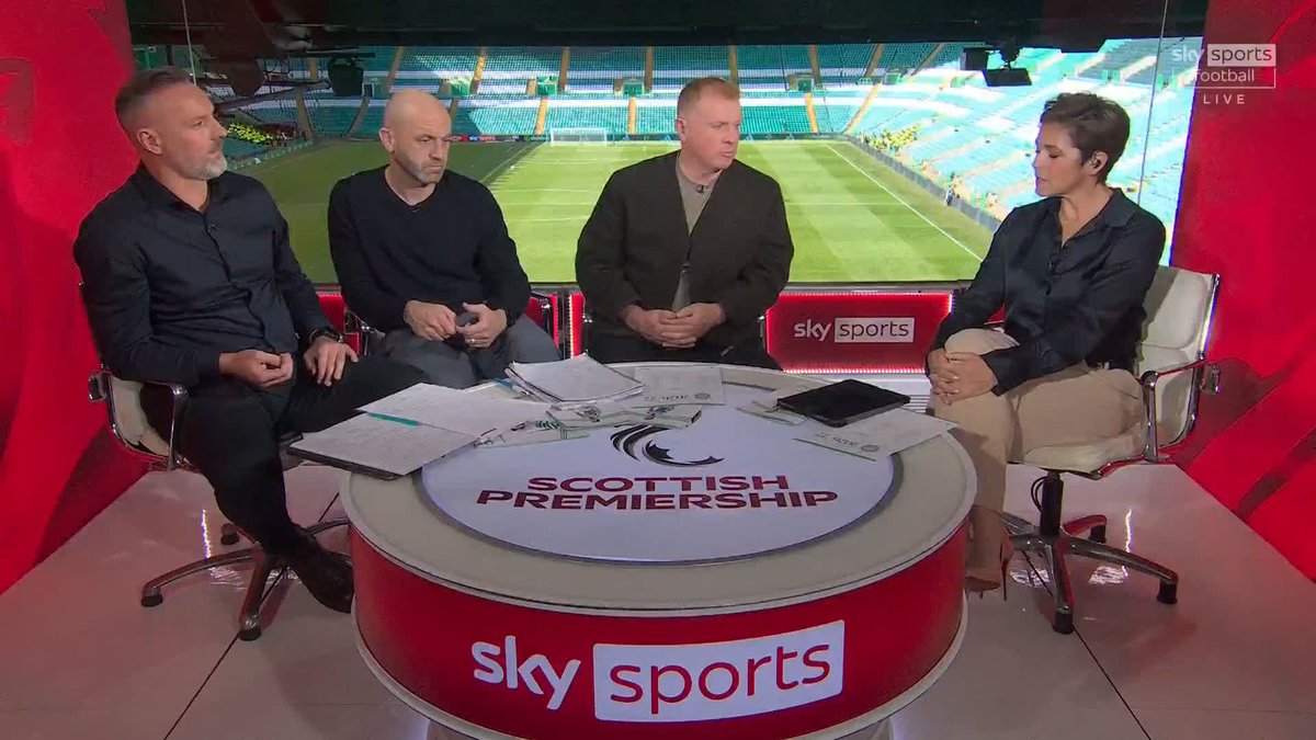 🗣️ "Rangers were a team defending together" 🗣️ "If the Celtic players go for a cup of coffee during the week, I don't necessarily think they are going to turn things around" Chris Sutton, Kris Boyd and Scott Arfield discuss the togetherness of Rangers squad ⤵️