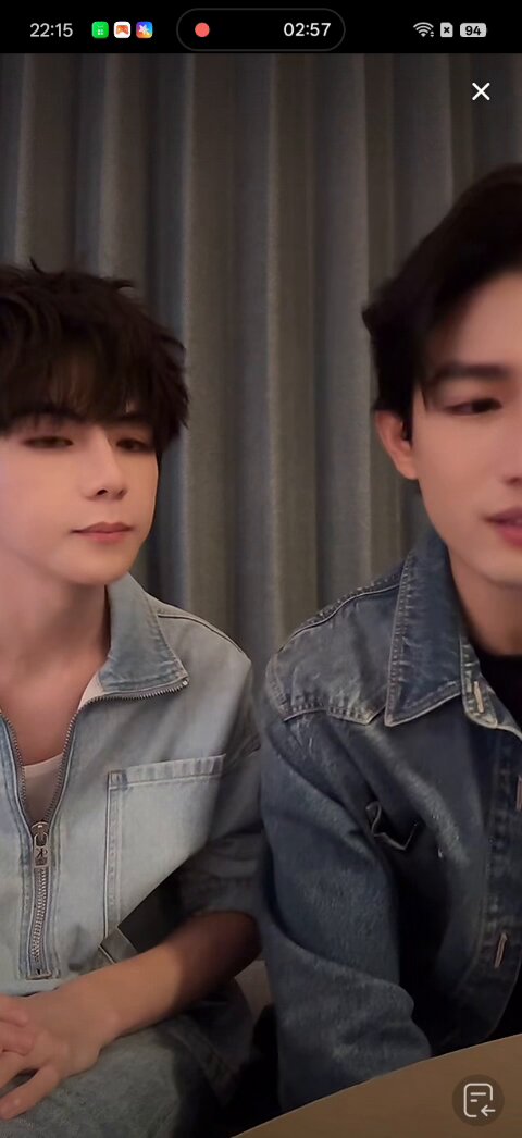 🐺: Right, I mean what superpower Lyu Xiaobei would want, and what superpower you would hope to have. What superpower does Sun Zheng want? 🐱: The comments are so weird today. You know what? I also want… Hey, I want to learn… wait! Forget it, I don't want to learn it anymore. I don't want to learn it anymore. 🐺: Learn what? 🐱: Learn how other people call you. 🐺: How do other people call me? Which form of address? 🐱: Just… how do other people call you? 🐺: Them? 🐱: No, no, no. Like some friends around you. For example, Muecheng, or… 🐺: They call me Zheng ge 🐱: Hey! That's the one! 🐺: Forget about you doing that 🐱: Let me do it for a bit! let me, let me, let me! Okay, let's address this question again Muecheng??? why did Elio suddenly mention him hahaha😂 #政瞳 #Aylio