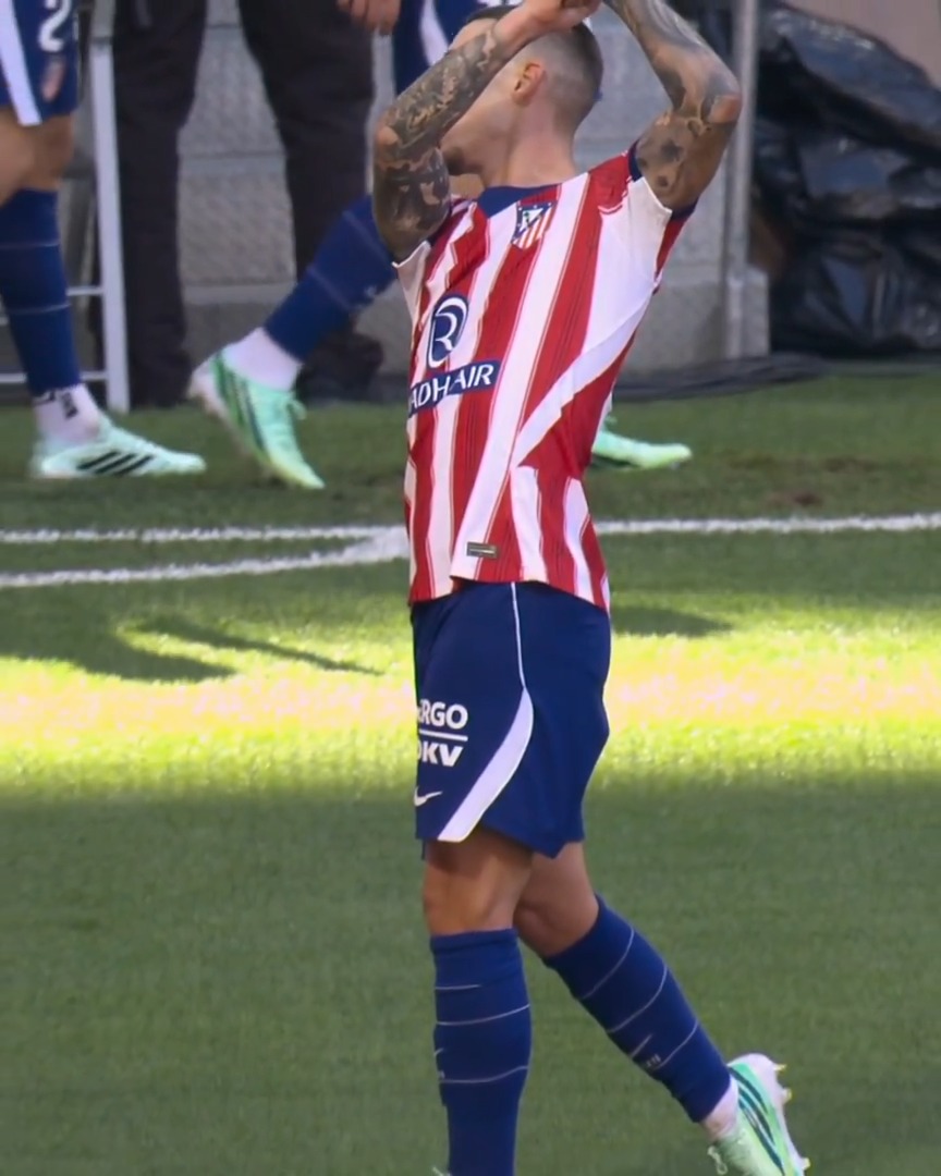🏌 ¡Alejandro Grimaldo adelanta al Atlético de Madrid en ELDERBIDEMADRID! LALIGAHighlights | AtletiRealMadrid