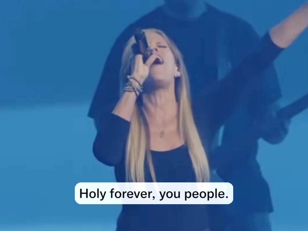 Legendary WWE Ring announcer, Lilian Garcia performing Gospel music at her church today. You love to see it ❤️