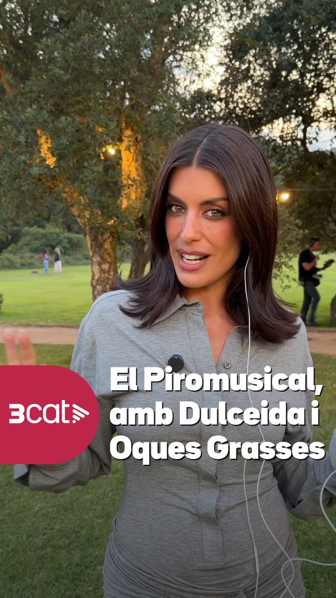 Sí, sí, sí! Dulceida presentarà la transmissió del Piromusical de la Mercè 🎆 Diumenge 26 de setembre, a les deu del vespre, TV3 i 3Cat transmetran en directe el tradicional piromusical de la Mercè, amb una banda sonora del líder d’Oques Grasses, Josep Montero #Piromusical3Cat