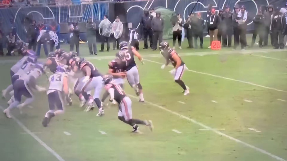 Caleb Williams - Took a long stride to avoid the tackle and went down non-contact. Not seeing too much at the knee. This one could just be a hamstring injury but I’ll keep analyzing it.