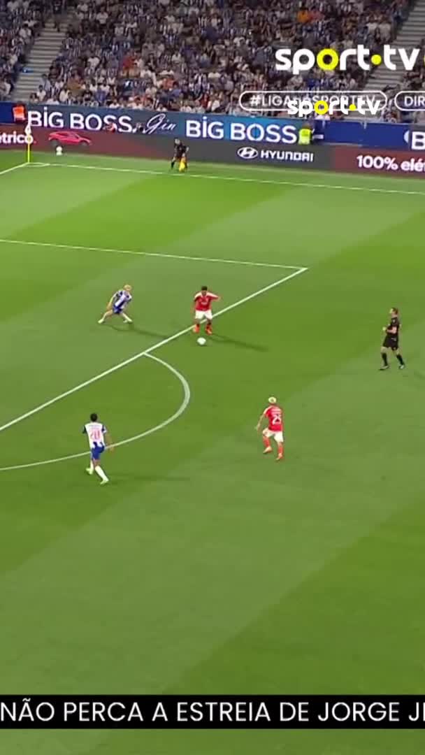 Pablo Rosario no limite 🤏 #sporttvportugal #LIGAnaSPORTTV #ligaportugalbetclic #FCPorto #SLBenfica
